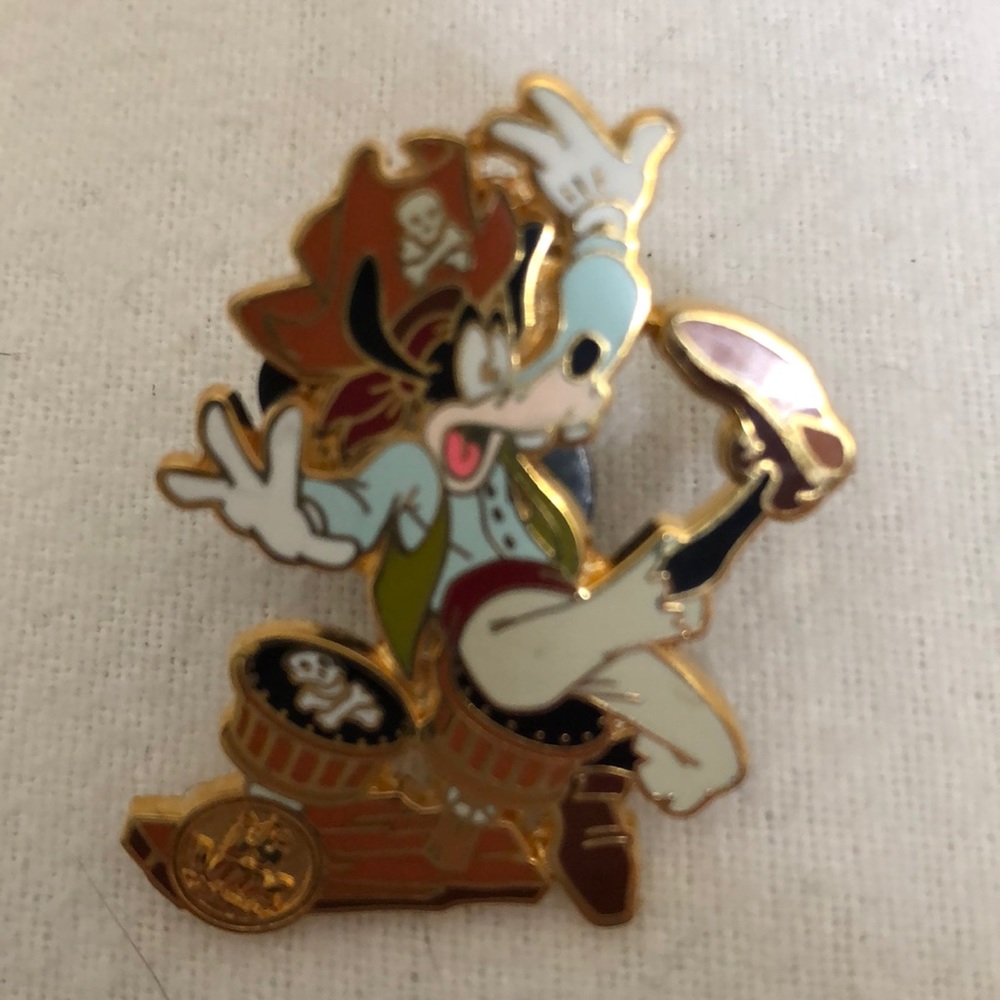 2007 Disney VMK Pirate Goofy Pin
